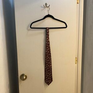 Geoffrey Beene Red and Gold Tie